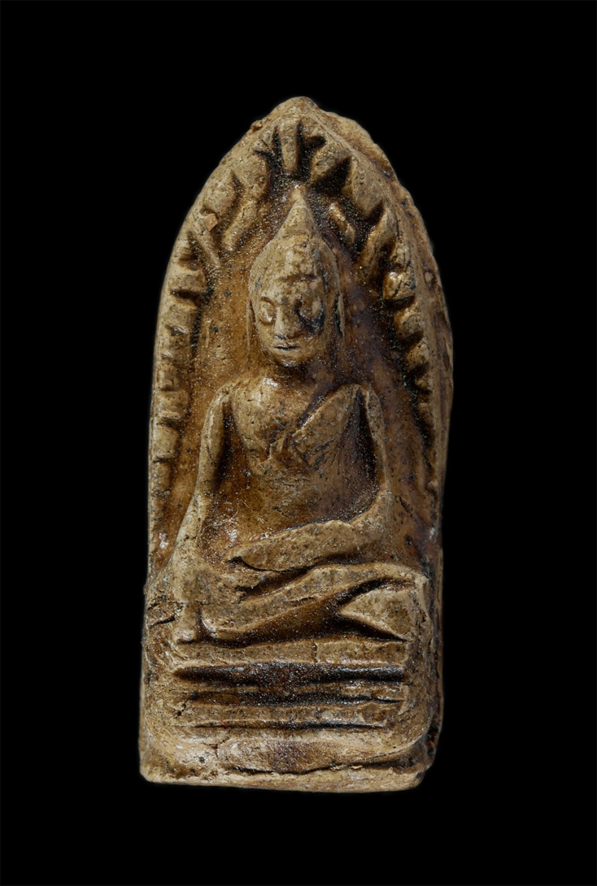 17Aug24 (290)p.jpg - พระรอดลำพูน หลังยันต์  เนื้อว่าน ไม่ทราบที่ (kamulet.in.th) | https://kamulet.in.th